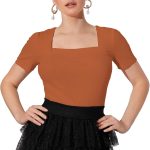 تي شيرت سادة محبوك برقبة مربعة واكمام قصيرة منفوخة للنساء والفتيات من شاسمي