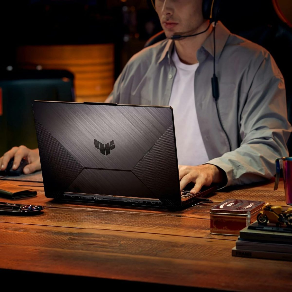 ⁦اسس لابتوب العاب تي يو اف 2024 A15 بشاشة FHD 15.6 انش 144Hz رايزن 7 7435HS ثماني النواة (افضل من i7-13620H) وبطاقة رسومات انفيديا RTX 3050 وRAM 32GB وSSD 2TB وSSD محمول 256GB وكيبورد RGB وRJ45 وكيبورد⁩ - الصورة ⁦7⁩