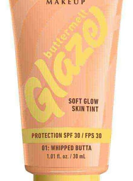 NYX Professional Makeup Buttermelt Glaze Soft Glow Skin Tint + SPF/FPS 30, Foundation, 12h Wear, Whipped Butta