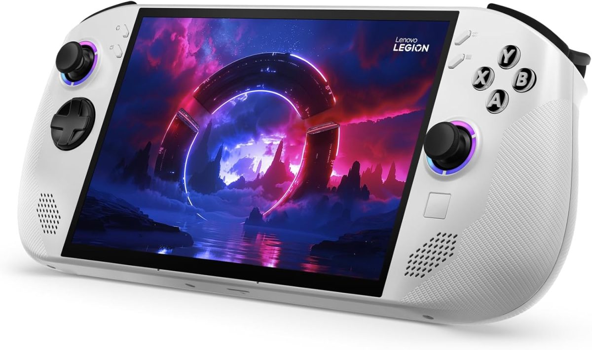 لينوفو جهاز تشغيل العاب الفيديو الرقمية جو اس محمول باليد من ليجن بشاشة لمس WUXGA 8 انش 120Hz ومعالج رايزن Z2 جو وذاكرة RAM 16GB وSSD 1TB وويندوز 11، ابيض جليدي [83L3000YAX] + حماية من التلف العرضي