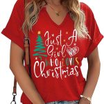 قمصان كريسماس برقبة على شكل حرف V للنساء من باكوليتي، قميص كاروهات بنمط شجرة عيد الميلاد والبراقة، تي شيرت كاجوال برسومات جرافيك