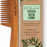 مشط خشبي كاتشي نيم من نات هابيت - غارقة في 17 عشب، زيت النيم والسمسم لاعمال متعددة - فك التشابك والتحكم في التجعد واللمعان مناسب لجميع انواع الشعر (اسنان واسعة)