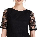 قميص للنساء بتصميم ورود بقصة ضيقة من ميس اوليف