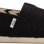 حذاء البارجاتا للنساء من تومز