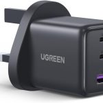 يوجرين شاحن ايفون 16 برو ماكس 30 واط، شاحن ايفون سريع 3 منافذ جان نوع سي (2 USB C + 1 USB A)، 4 حماية امنية، اصغر بنسبة 38% من الاصلي، محول USB C لايفون 16 برو وسامسونج وايباد