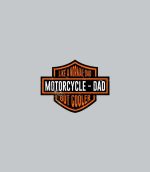 ⁦تي شيرت قطني مطبوع عليه عبارة Ay Cabron™ Harley Motorcycle Dad | Like A Normal Dad But Cooler | تعليق مضحك أمريكان دريم رايد للرجال⁩ - الصورة ⁦2⁩