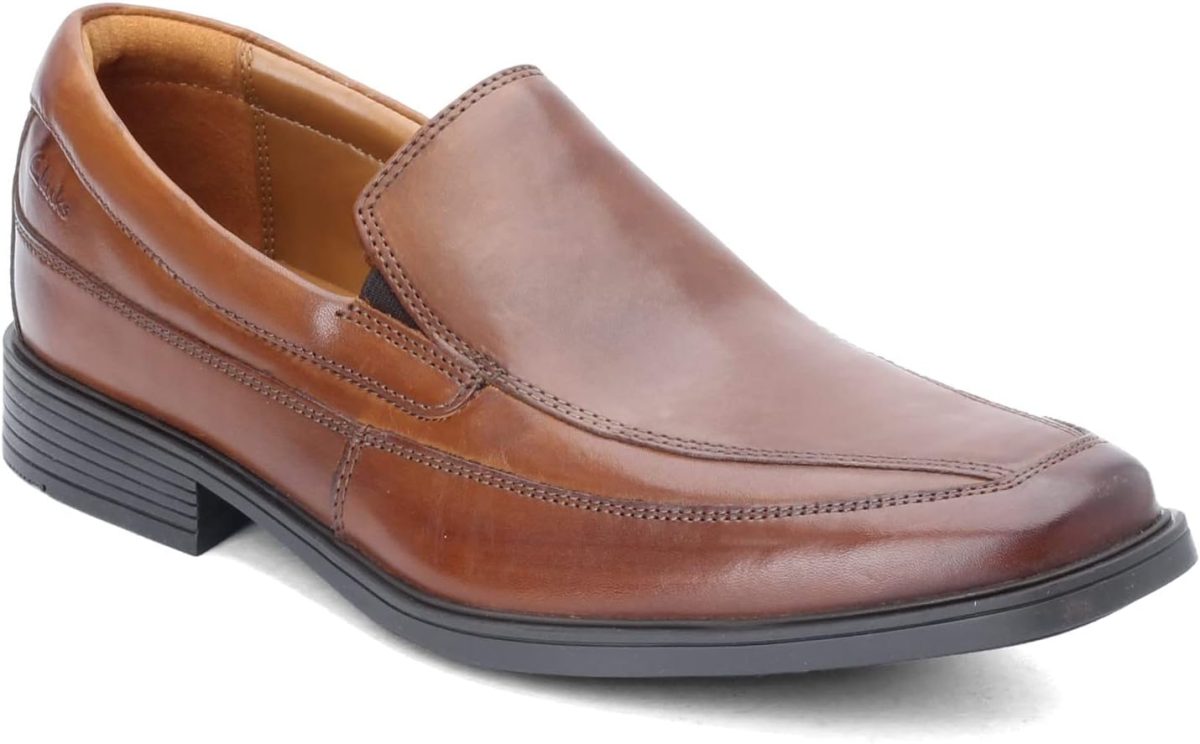 ⁦تي شيرت رجالي من Clarks tilden مجان ً ا (لون جديد) سهل الارتداء من دون رباط⁩ - الصورة ⁦2⁩