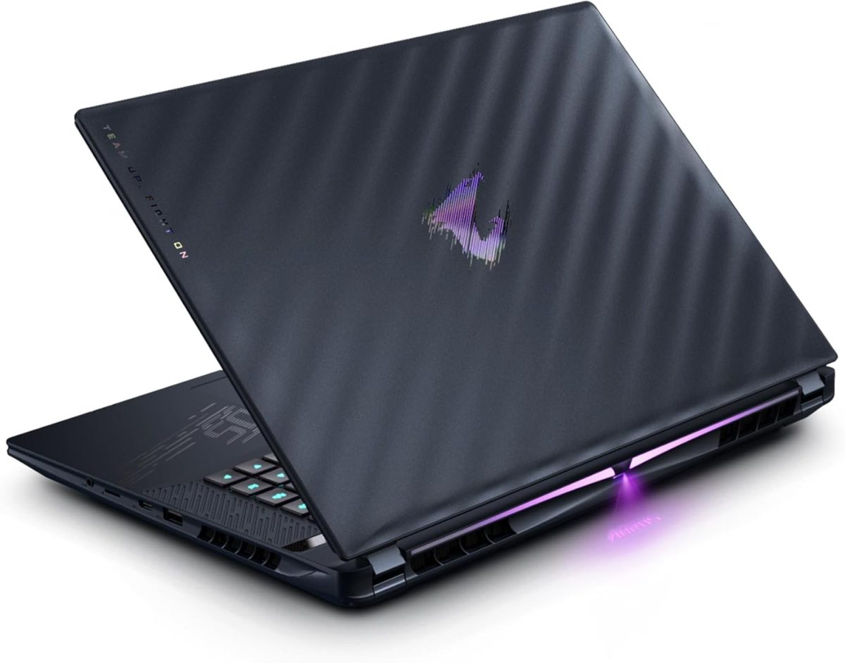 ⁦جيجابايت لابتوب اوروس ماستر 16 للالعاب - 240Hz 2560x1600 OLED - انفيديا جيفورس RTX 5070 Ti - انتل كور الترا 9 275HX - 1TB SSD مع 32GB DDR5 RAM - ويندوز 11 هوم AD (اوروس ماستر 16 BXH-C4USE64SH)⁩ - الصورة ⁦12⁩