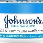 كريم الوجه والجسم سكين بالانس من جونسون، تركيبة مثبتة سريريا ترطب بشرتك بشكل مكثف للمساعدة في استعادة درجة حموضتها لبشرة متوازنة ورطبة وصحية المظهر، 200 مل
