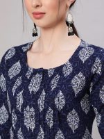 ⁦بلوزة طويلة بقصة مستقيمة مطبوعة للنساء | تي شيرت كورتي كورتا للسيدات | تقليدي تقليدي جاهز للارتداء⁩ - الصورة ⁦3⁩