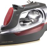 تشي مكواة بخار للملابس مع قاعدة سيراميك غنية بالتيتانيوم، 1700 واط، سلك قابل للسحب، ايقاف تلقائي ثلاثي الاتجاهات، اكثر من 400 فتحة، درجة احترافية، فضي (13106)