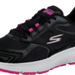 حذاء رياضي نسائي من سكيتشرز