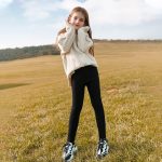 ⁦ساليكسيو سروال ضيق للبنات قابل للتمدد بطباعة كلاسيكية بنمط زهور⁩ - الصورة ⁦4⁩