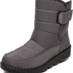 جزمة ثلج دافئة مبطنة بالقطيفة بطول الكاحل للنساء، مقاومة للماء والانزلاق من المطاط بقبضة قوية، حذاء مسطح كلاسيكي قصير للمشي لمسافات طويلة في الهواء الطلق والعطلات والتزلج على الجليد، رمادي، مقاس 42 EU