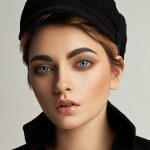 ⁦مكياج حواجب مقاوم للماء بلونين، مكياج حواجب متين، مع ادوات حواجب ومرآة، لون حواجب متعدد الاغراض، غير لامع، نتائج فورية، مقاوم للتلطخ يدوم طويلا، طبيعي⁩ - الصورة ⁦7⁩