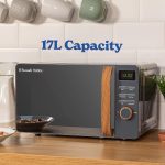 ⁦راسل هوبز ميكروويف رقمي RHMD714G سعة 17 لتر 700 واط من سكاندي رمادي مع 5 مستويات طاقة، مقبض واقراص بتاثير خشبي، ساعة ومؤقت، اذابة الثلج التلقائي، سهل التنظيف، 8 قوائم طهي تلقائية⁩ - الصورة ⁦4⁩