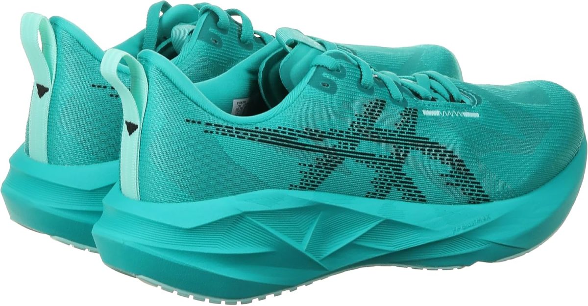 ⁦Asics NOVABLAST 5 womens Sneaker⁩ - الصورة ⁦4⁩