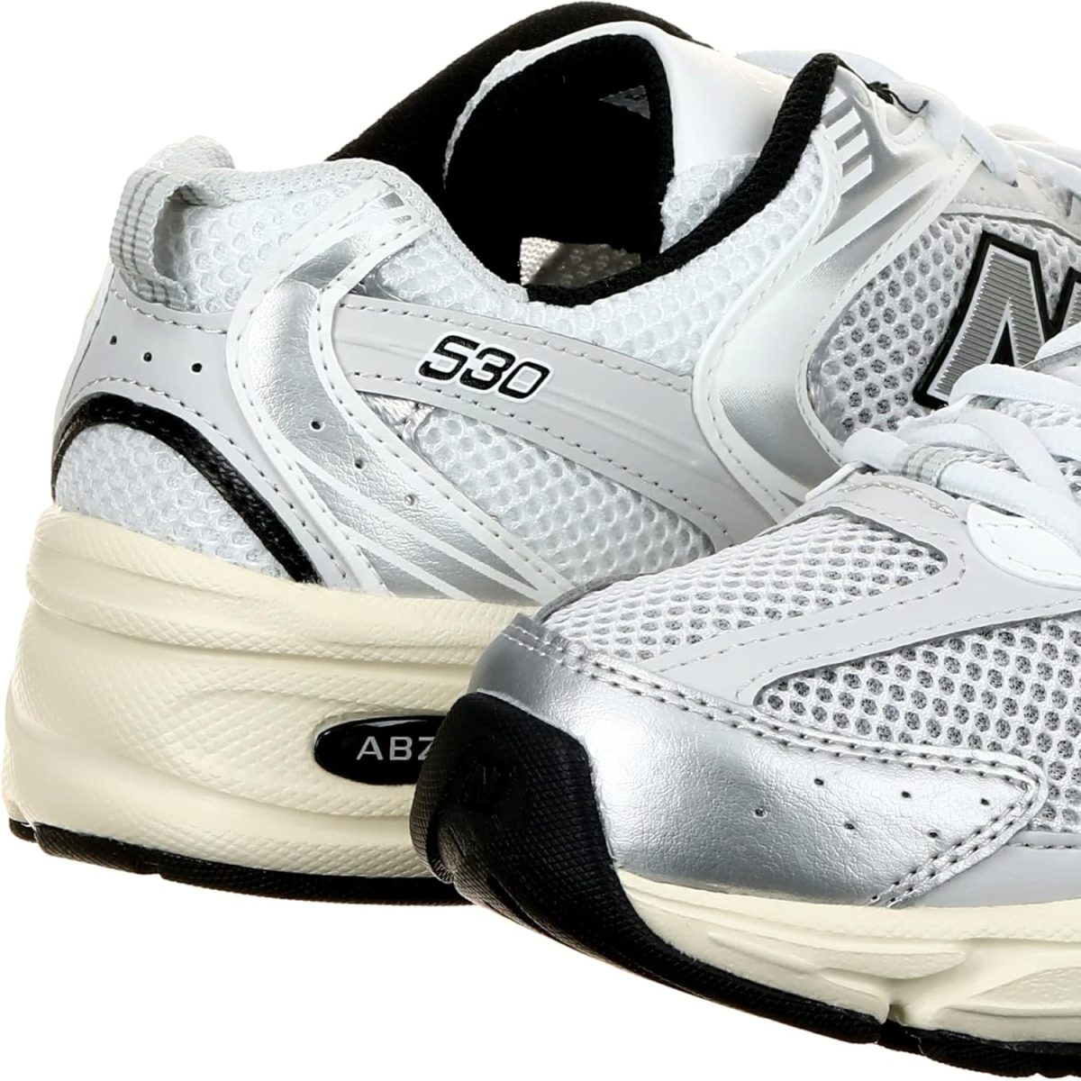 ⁦New Balance 530 womens Shoes⁩ - الصورة ⁦3⁩