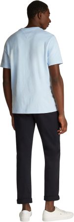 ⁦Tommy Hilfiger mens ESS SEASONAL REG FIT SOLID TEE S/S T-Shirt⁩ - الصورة ⁦2⁩
