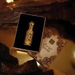 ⁦نسيم زيت او دي بارفان من عود صافي 6 مل - عطر عربي للجنسين بخشب العود الرقيق واللافندر والتوابل والزهور - عطر فاخر للرجال والنساء، مثالي للمناسبات اليومية والخاصة⁩ - الصورة ⁦4⁩