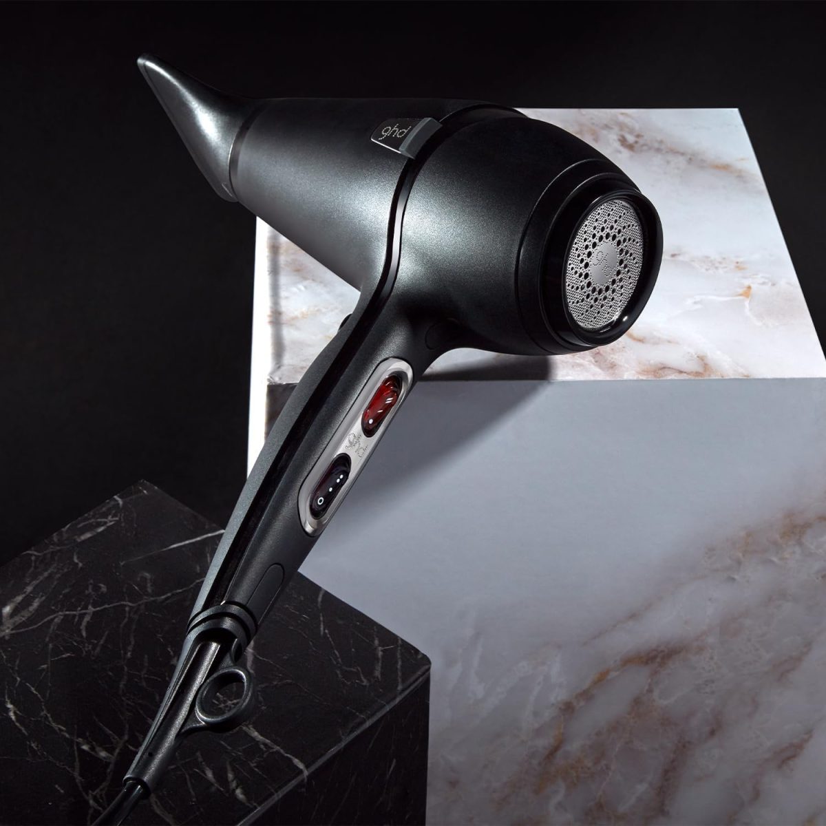 ⁦GHD مجفف شعر قوي بتقنية الايونات من اير بروفيشنال - اسود⁩ - الصورة ⁦5⁩