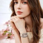 ⁦يو بيك سوار مزين بالزهور متوافق مع سوار ساعة ابل للنساء مقاس 40 ملم و41 ملم و38 ملم و42 ملم و44 ملم و45 ملم و46 ملم و49 ملم - سوار انيق منقوش على شكل زهرة لطيفة من السيليكون لسلسلة اي ووتش 10 9 8 7 6⁩ - الصورة ⁦5⁩