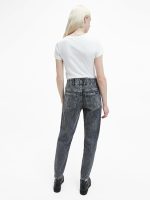 ⁦Calvin Klein Women's CK EMBROIDERY SLIM TEE S/S Knit Top⁩ - الصورة ⁦4⁩