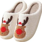 شباشب الكريسماس | شباشب منزلية مرحة بنمط حيوان الرنة للرجال والنساء | شبشب شتوي بنمط حيوانات لغرفة النوم من بافوكون