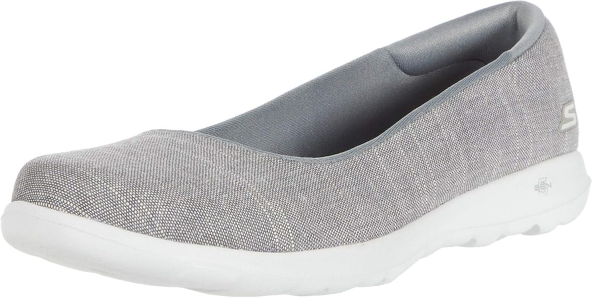 حذاء باليه مسطح للنساء من Skechers