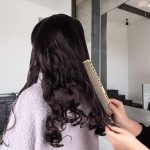 ⁦مجموعة امشاط شعر من الالومنيوم - امشاط تصفيف احترافية للقص والتزيين، تتضمن مقبض ومشط ذيل 4 قطع (ذهبي)⁩ - الصورة ⁦2⁩