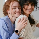 ⁦يو بيك سوار مزين بالزهور متوافق مع سوار ساعة ابل للنساء مقاس 40 ملم و41 ملم و38 ملم و42 ملم و44 ملم و45 ملم و46 ملم و49 ملم - سوار انيق منقوش على شكل زهرة لطيفة من السيليكون لسلسلة اي ووتش 10 9 8 7 6⁩ - الصورة ⁦8⁩