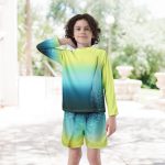 ⁦طقم ملابس سباحة للاولاد مكون من قطعتين مع سروال سباحة باكمام طويلة للاطفال⁩ - الصورة ⁦5⁩