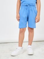 ⁦Styli Boys 2111041703 Solid Round Neck T-Shirt & Shorts Set⁩ - الصورة ⁦5⁩