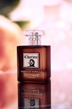 ⁦عطر باريس كورنر شاروتو توباكو فانيل للجنسين - أو دي بارفان، 100 مل⁩ - الصورة ⁦4⁩