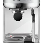 ساج - ذا بامبينو بلس - ماكينة تحضير القهوة صغيرة الحجم مع صانع رغوة حليب اوتوماتيكي، ستانلس ستيل مصقول - اصدار الامارات العربية المتحدة، ضمان لمدة عامين من الشركة المصنعة