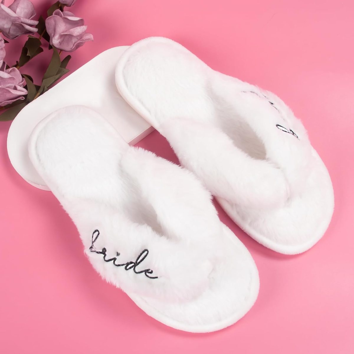 ⁦JUSTOTRY Stag Night Women's Slippers, White Team Bride Party Slippers for Jga Women Gift⁩ - الصورة ⁦2⁩