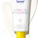 سوبرجوب! واقي من الشمس بعامل حماية من الشمس 40 من انسين، خال من الزيوت، خفيف الوزن وغير مرئي امن على الشعاب المرجانية، واسع الطيف لجميع انواع البشرة - خالي من الروائح - برايمر مكياج رائع - صديق للحية