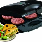 ماكينة صنع الساندويشات بـعدد 4 فتحات بقوة 1400 واط من بلاك + ديكر، بلون اسود وكفالة لمدة عامين- موديل TS4080-B5