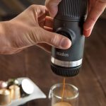 ⁦واكاكو ماكينة اسبريسو كبسولات,اسود - WC-NANOP-NSADAP⁩ - الصورة ⁦7⁩