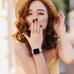 ⁦سوار رفيع رفيع متوافق مع ساعة ابل 38 ملم 40 ملم 41 ملم 42 ملم 44 ملم 45 ملم 46 ملم 49 ملم، سوار معصم رياضي بديل من السيليكون لسلسلة اي ووتش 10/9/8/7/6/5/4/3/2/1 الترا اس اي للنساء والرجال، ارجواني⁩ - الصورة ⁦5⁩