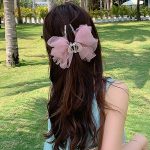 ⁦مشابك شعر انيقة من التول الشبكي مع فيونكة كبيرة، مشابك شعر شيفون واكسسوارات شعر للسيدات للشعر الكثيف من تزويك (بينك)⁩ - الصورة ⁦2⁩