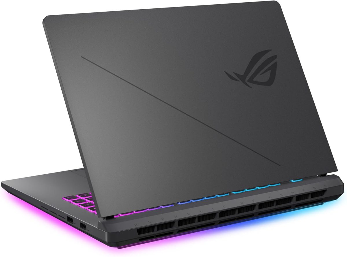 ⁦ASUS ROG Strix G16 (2025) Gaming Laptop, 16” ROG Nebula 16:10 2.5K 240Hz/3ms, NVIDIA® GeForce RTX™ 5070, AMD Ryzen™ 9 9955HX Processor, 32GB DDR5-5600, 1TB PCIe Gen 4 SSD, Wi-Fi 6E, Windows 11 Home⁩ - الصورة ⁦8⁩