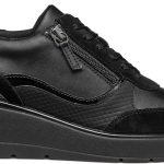 جيوكس حذاء رياضي دي ايلد ايه للنساء