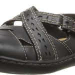 حذاء اشلاند سبين كيو سهل الارتداء بكعب مسطح للنساء من كلاركس