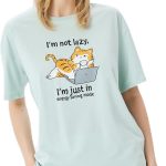 كوتون تيشرت عصري مطبوع عليه قطة للنساء (عبوة من قطعة واحدة)