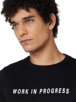 ⁦علامة امازون التجارية - انكاست دنيم كو. تيشيرت بطبعة بقصّة عادية للرجال⁩ - الصورة ⁦3⁩
