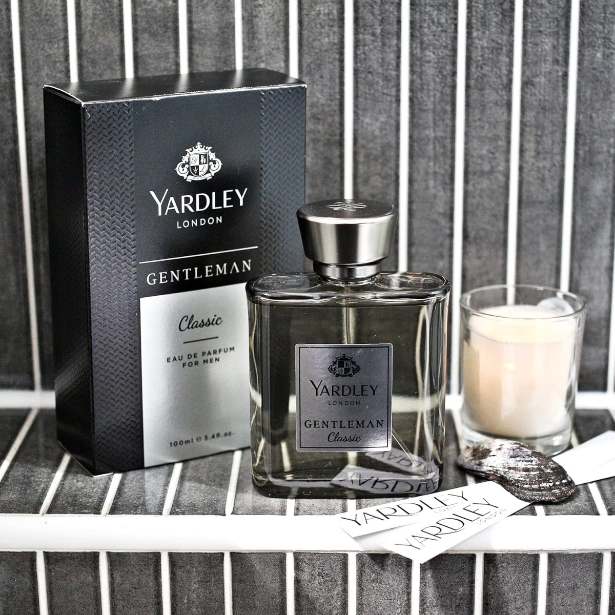 ⁦عطر جنتلمان كلاسيك فاخر او دي بارفان من ياردلي برائحة الحمضيات والفلفل الاسود ومزيج حار من الهال، 100 مل⁩ - الصورة ⁦4⁩