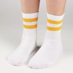 ⁦YHRY 4 Pairs Boys Girls Soft Cotton White Athletic Socks with Stripes, Kids Low Cut Socks, Boys Girls' Ankle Cotton Socks, Kids Ankle Athletic Socks With Low Cut Tab For 8-10 Years Old⁩ - الصورة ⁦5⁩