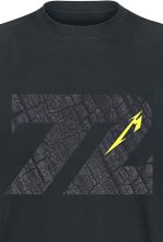 ⁦تي شيرت ميتاليكا M72 Seasons Charred Band بشعار رسمي للجنسين أسود⁩ - الصورة ⁦3⁩