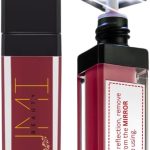 ملمع شفاه كويك جلو من ايزومي بيوتي | اتشييف بيرفيكت ليبس في اي مكان - ملمع شفاه باضاءة LED ومرآة | مثالي للمسافرين والنساء المشغولات وفي المواعيد الليلية والطلاب ومحبي المكياج (شوجر بلام)